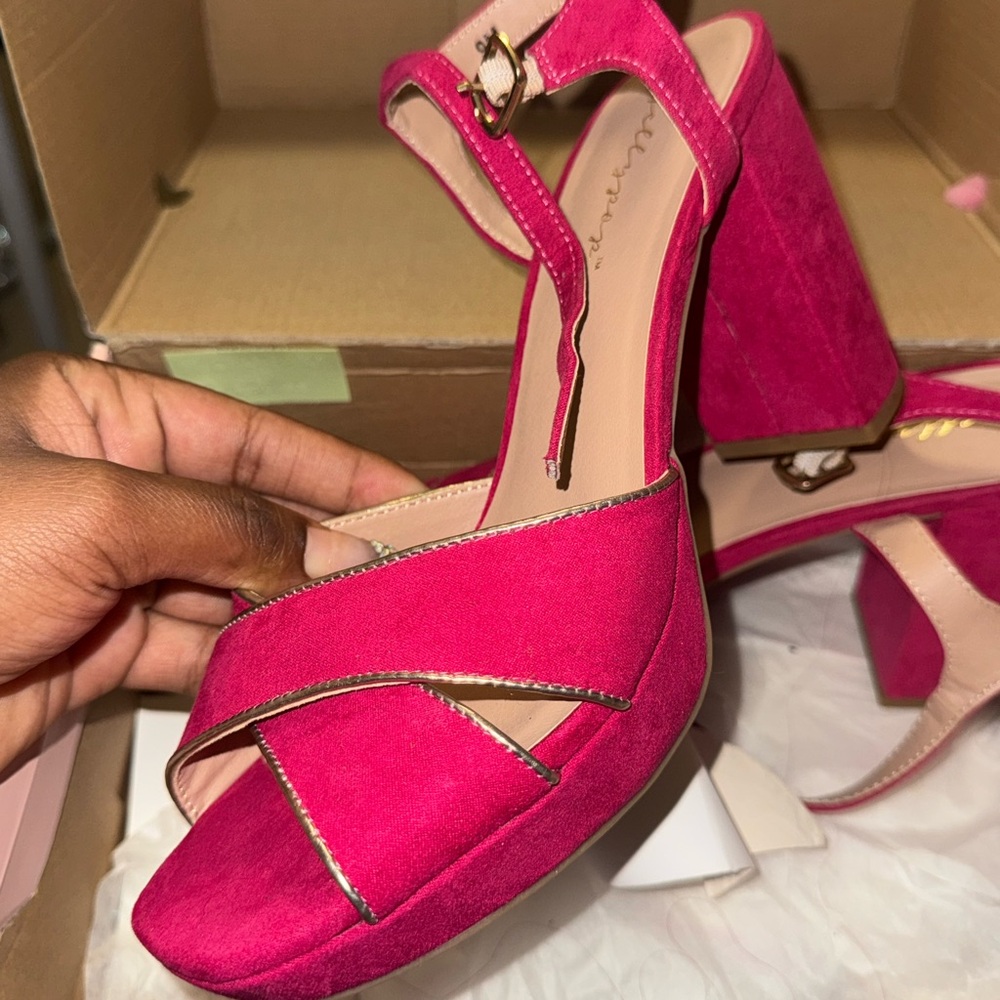 Elegant Pink Women's Sandals